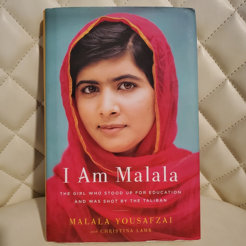 3/$10 – I Am Malala (Hardcover) by Malala Yousafzai – Used, Good Condition ✨📚